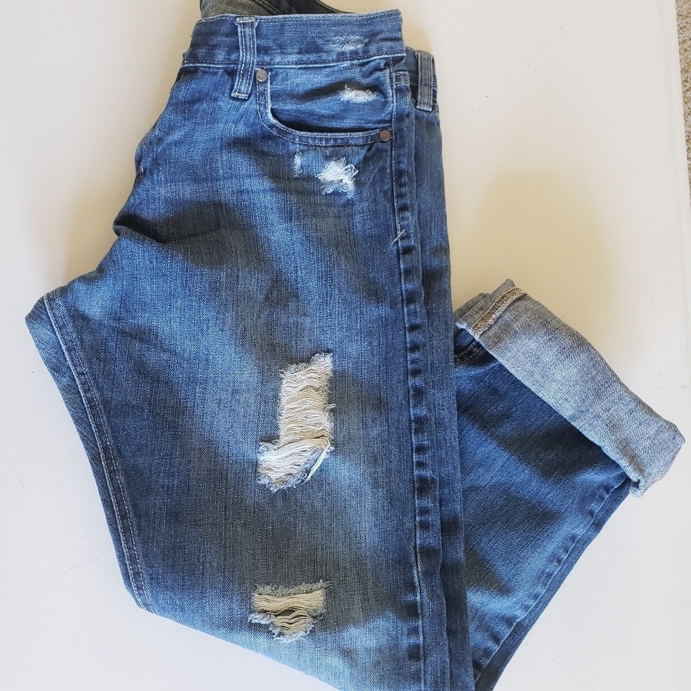 🛑 Decree Crop Boyfriend Jeans